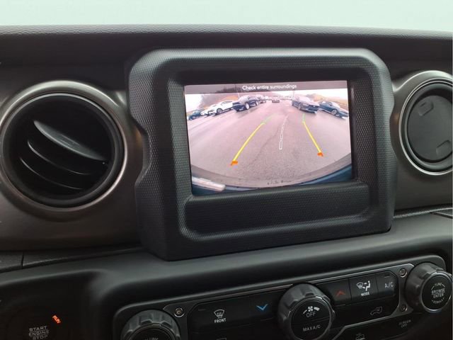 Used 2023 Jeep Wrangler Sport image 26