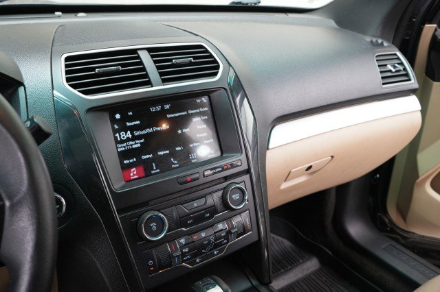 Used 2017 Ford Explorer XLT w/ Equipment Group 201A image 46