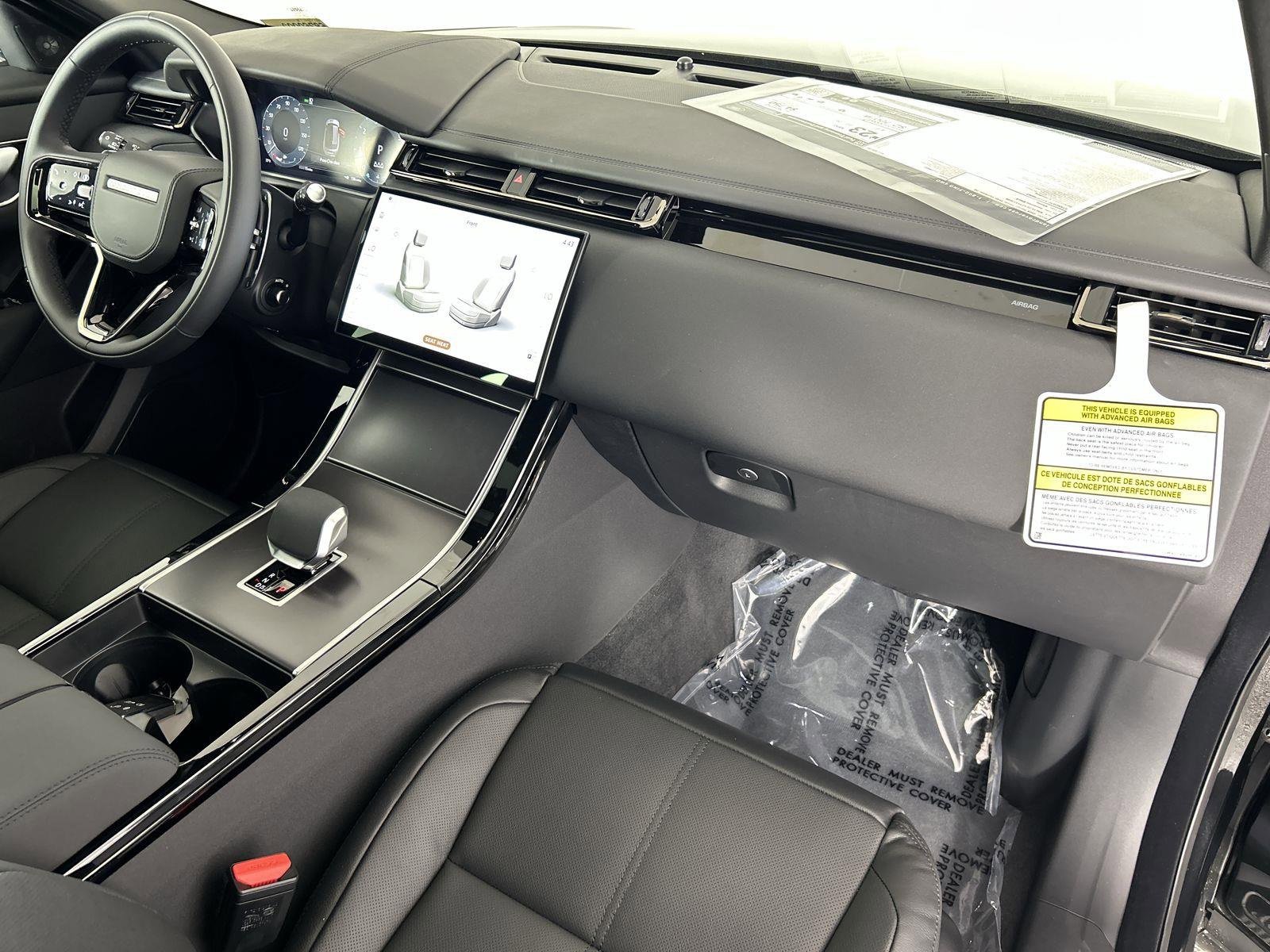 Certified 2026 Land Rover Range Rover Velar Dynamic SE image 34