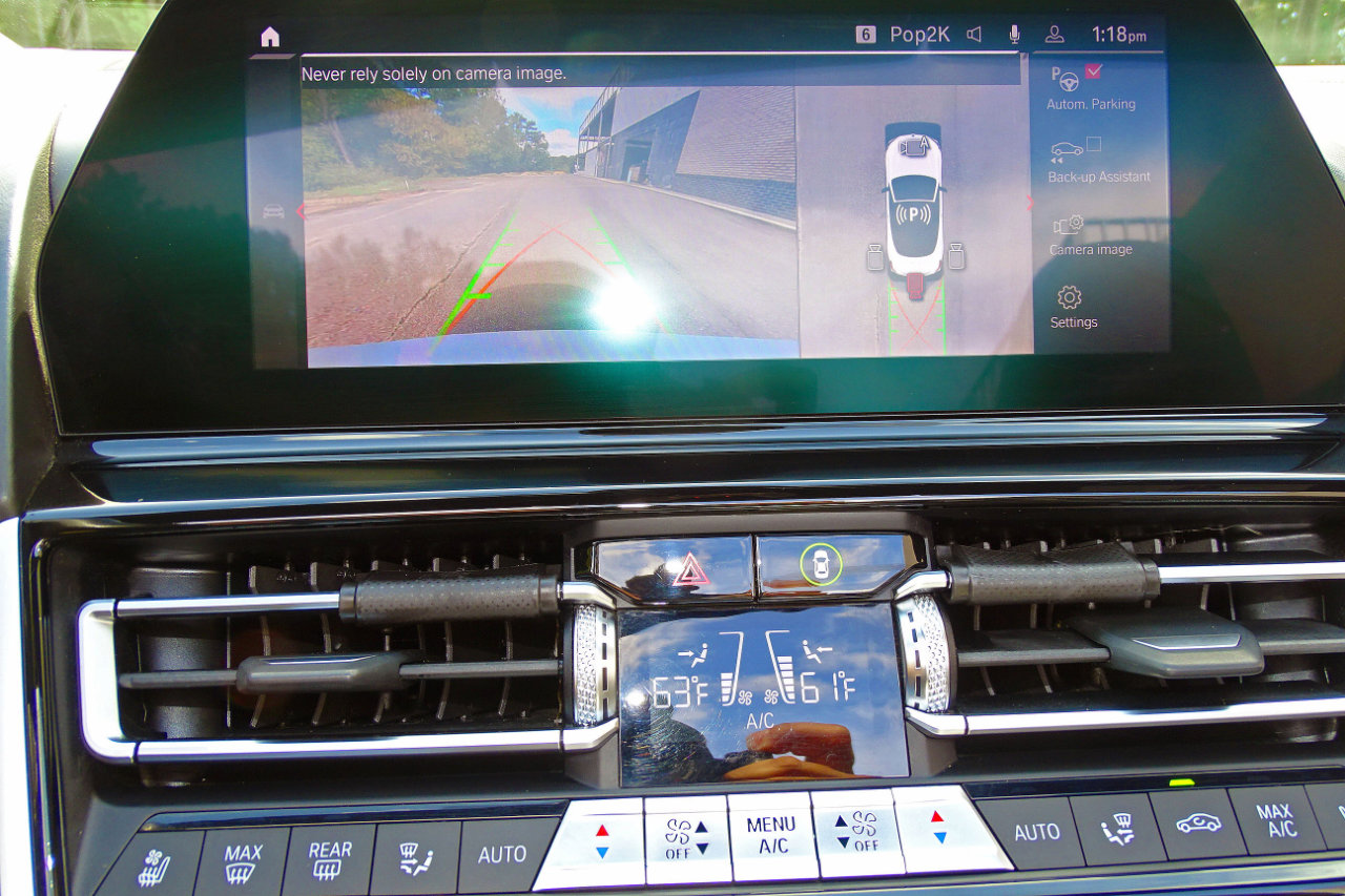 Used 2020 BMW M8 Convertible w/ Driving Assistance Package image 28