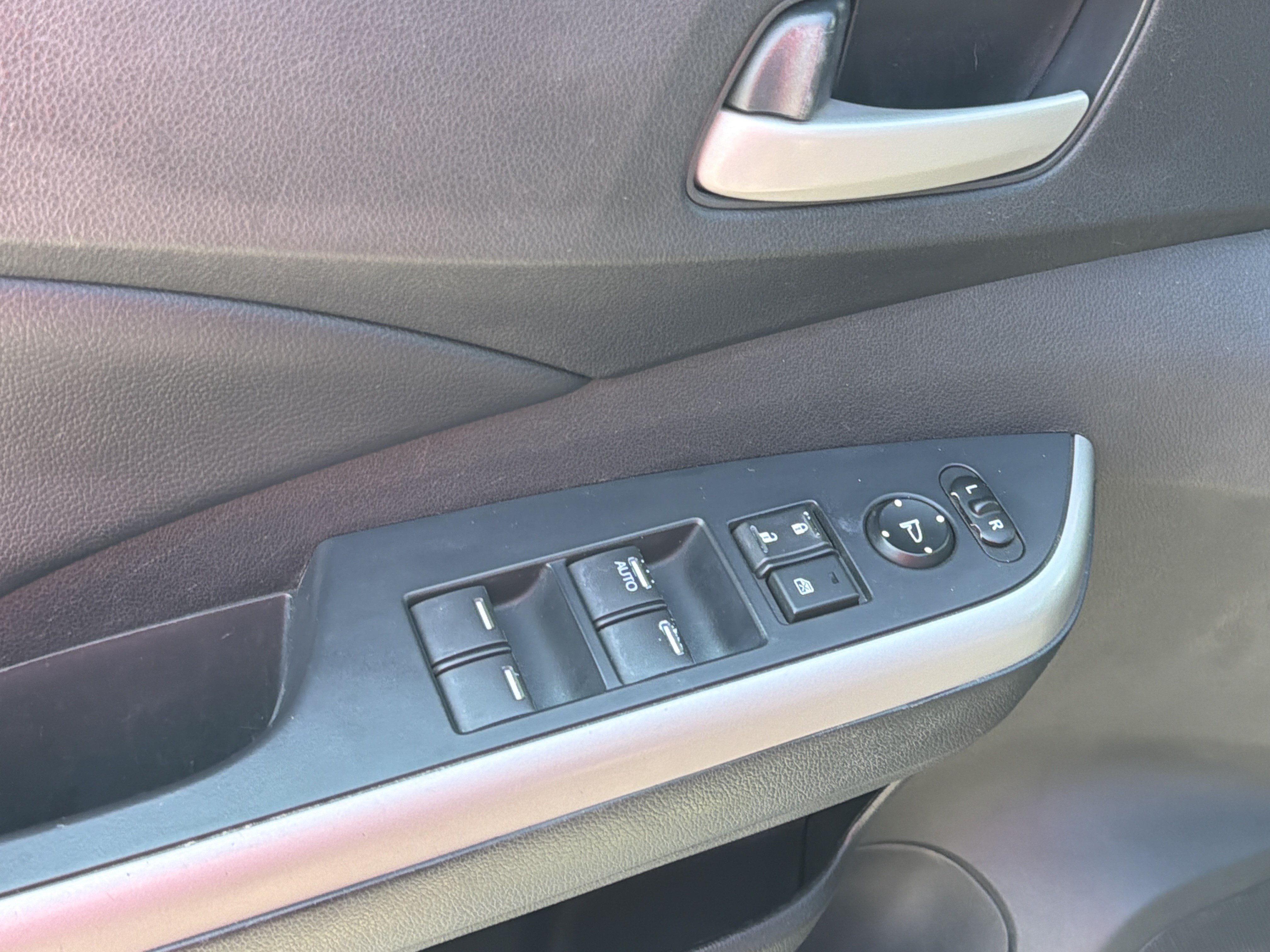 Used 2014 Honda CR-V EX-L image 10