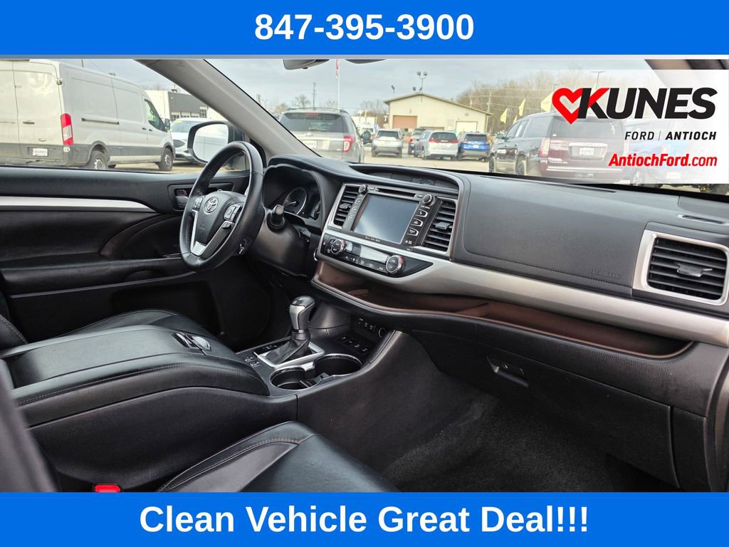 Used 2018 Toyota Highlander XLE image 38