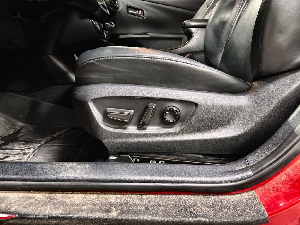 Used 2021 Toyota Prius image 13