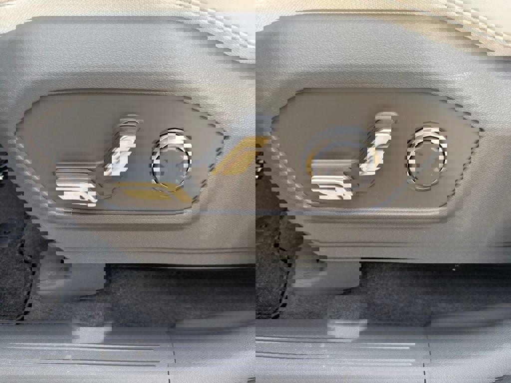 New 2026 Hyundai Santa Fe SEL image 15