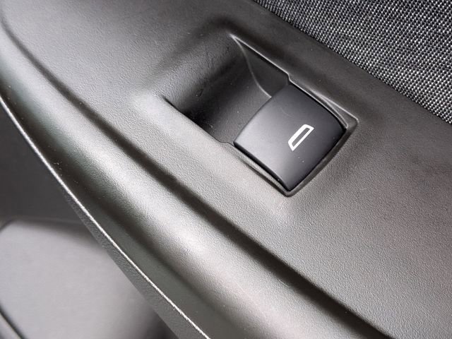 Used 2025 Chevrolet TrailBlazer ACTIV w/ Convenience Package FWD image 35