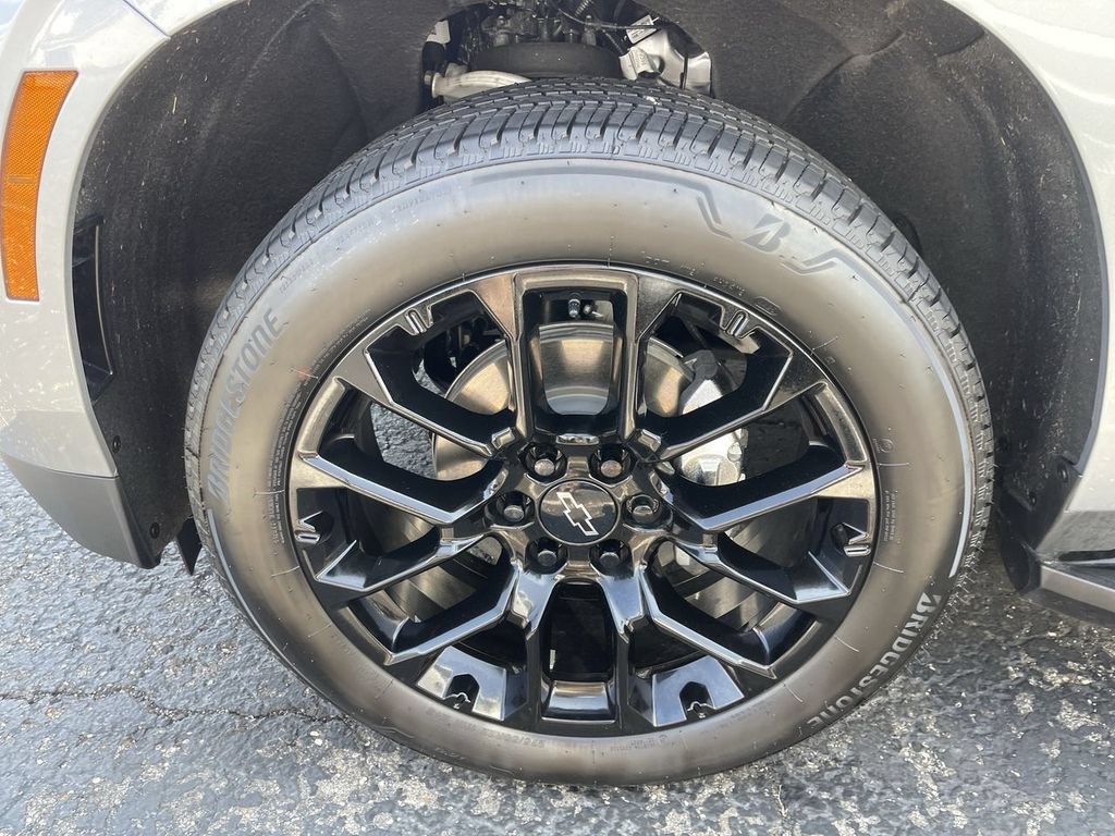 New 2026 Chevrolet Tahoe Premier w/ Sun And Tow Package AWD/4WD image 2