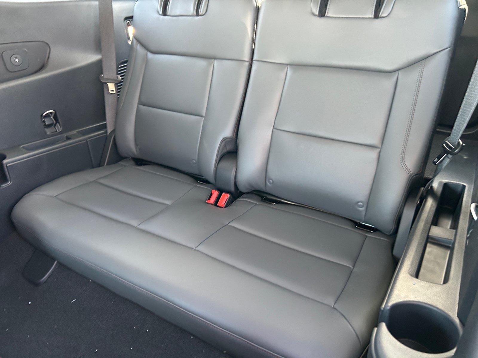 New 2026 Ford Explorer Active w/ Active Comfort Package RWD image 31