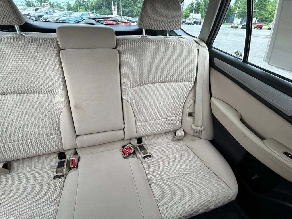 Used 2019 Subaru Outback 2.5i AWD/4WD image 15