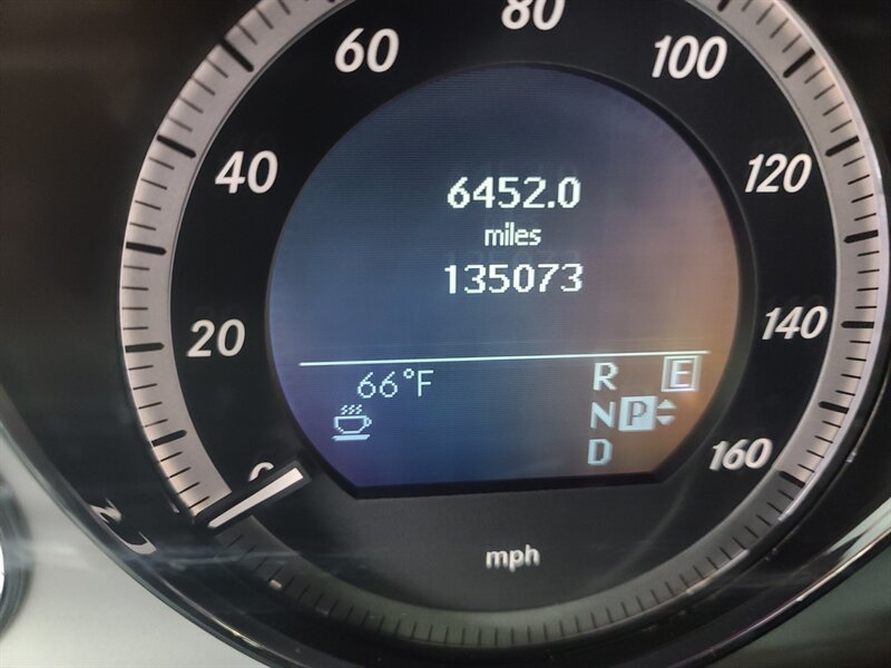 Used 2011 Mercedes-Benz E 350 Sedan image 23