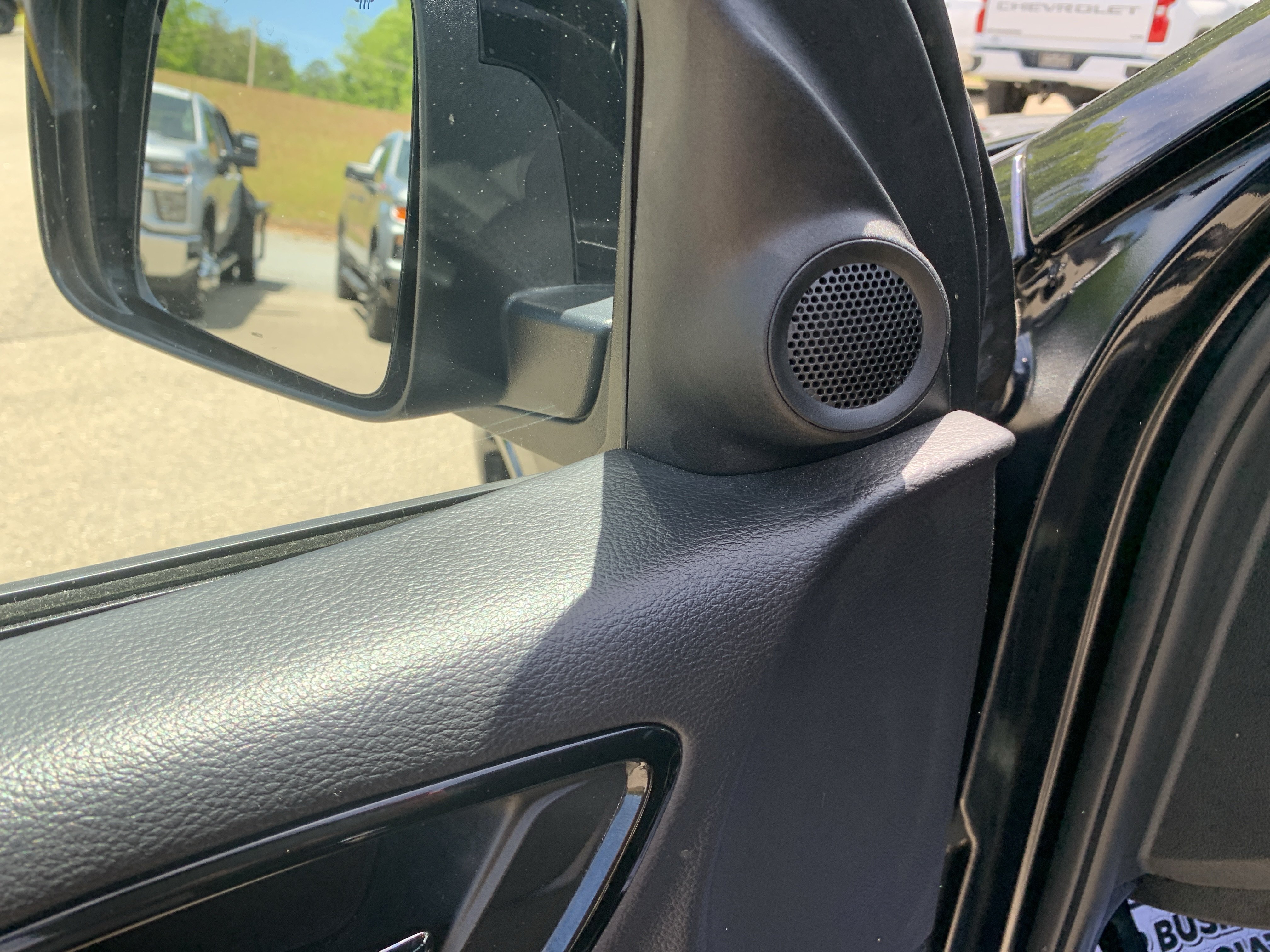 Used 2025 Dodge Durango GT RWD image 12
