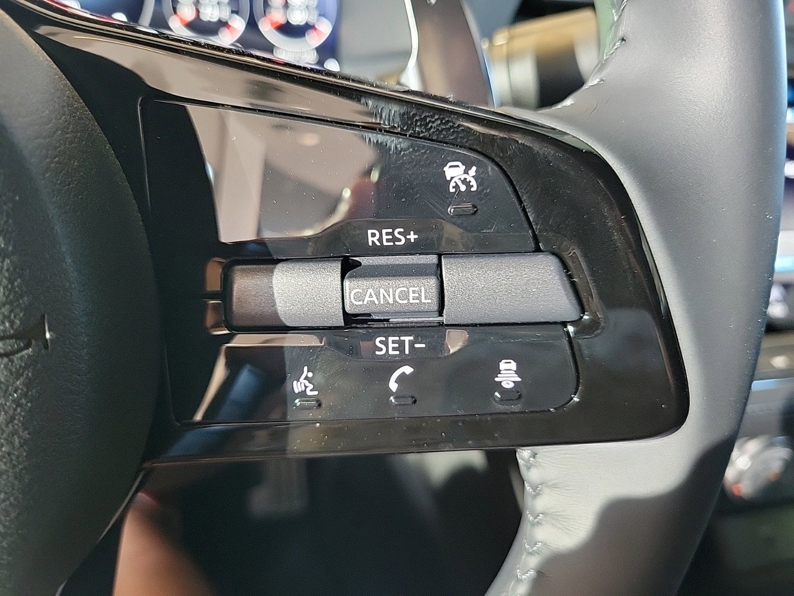 Used 2024 Nissan Z Performance w/ Floor Mat Package image 27