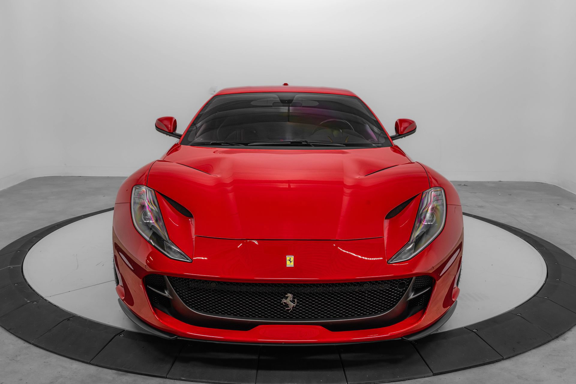 Certified 2019 Ferrari 812 Superfast RWD image 8