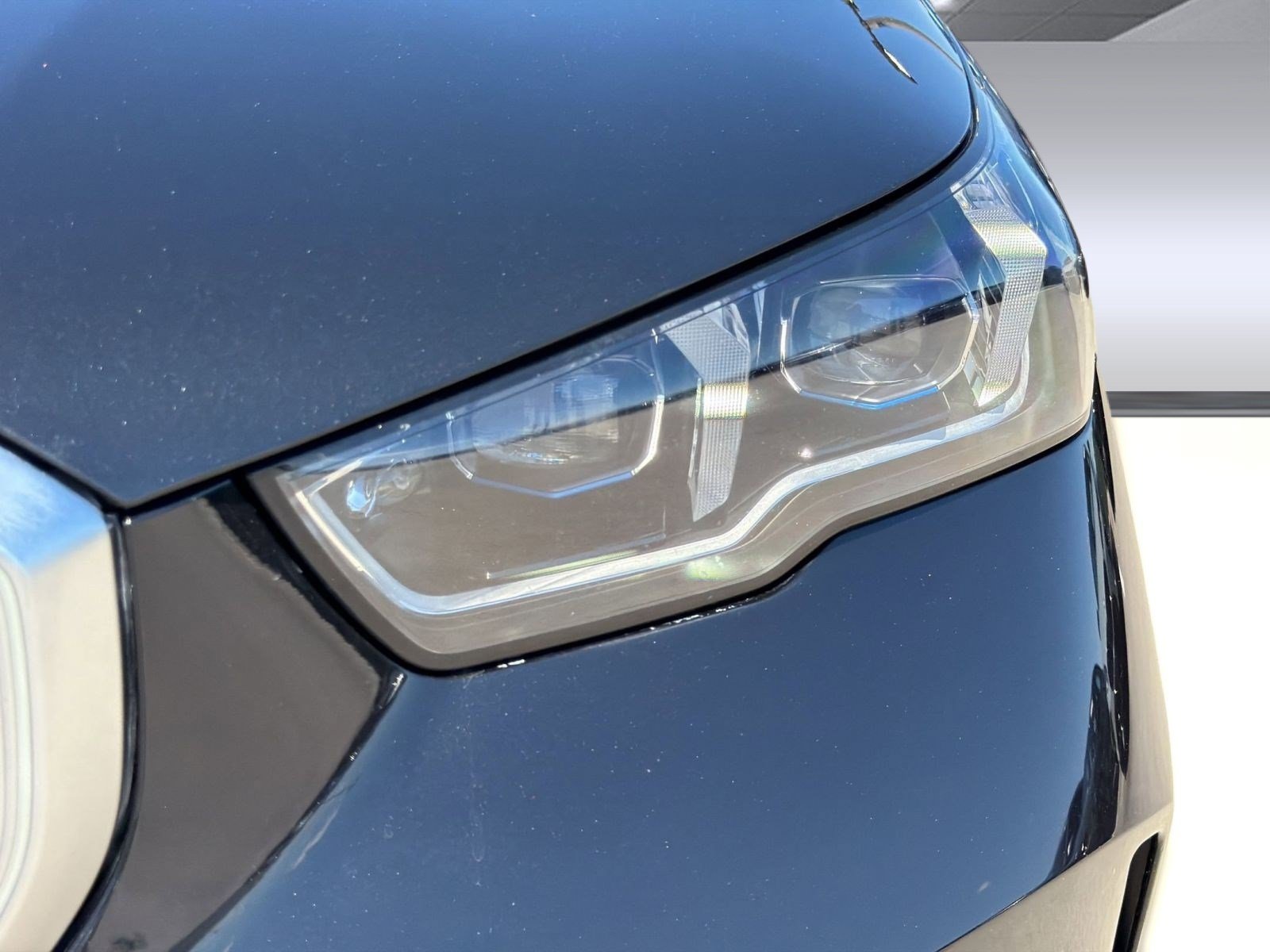 Certified 2024 BMW i5 eDrive40i w/ Premium Package RWD image 9