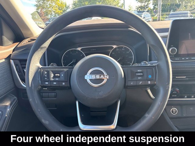 Used 2023 Nissan Rogue SV AWD/4WD image 15