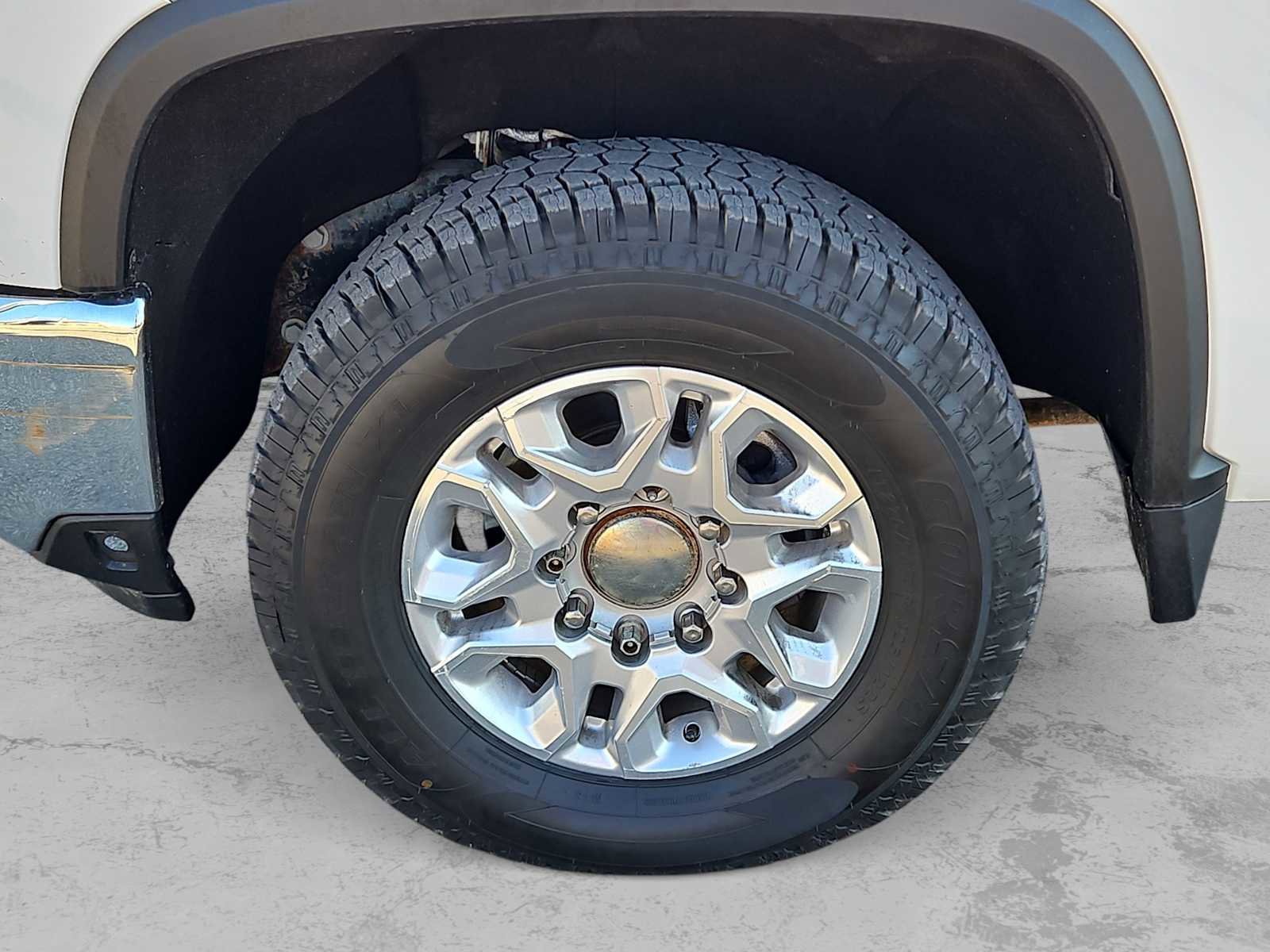 Used 2021 Chevrolet Silverado 2500 LT w/ Z71 Off-Road Package image 12