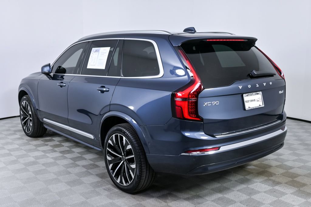 Certified 2026 Volvo XC90 B6 Plus w/ Protection Package Premier image 4