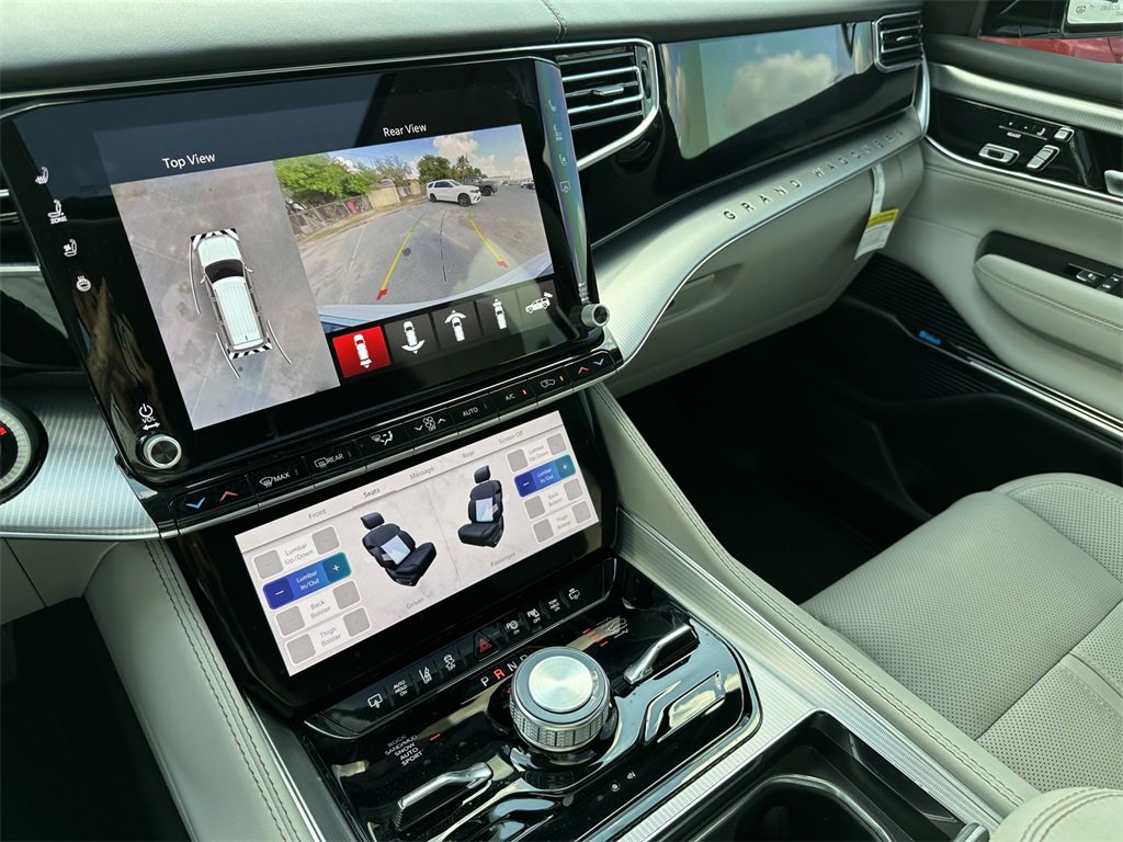 New 2023 Jeep Grand Wagoneer 4WD w/ Flexible Seating Group image 34