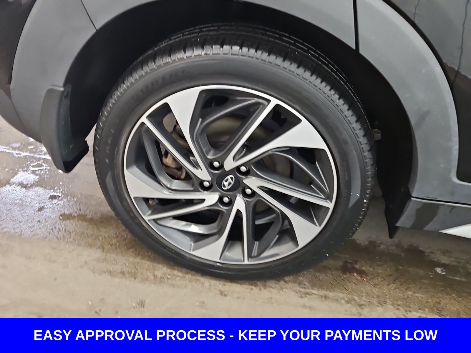 Used 2019 Hyundai Tucson Sport image 16