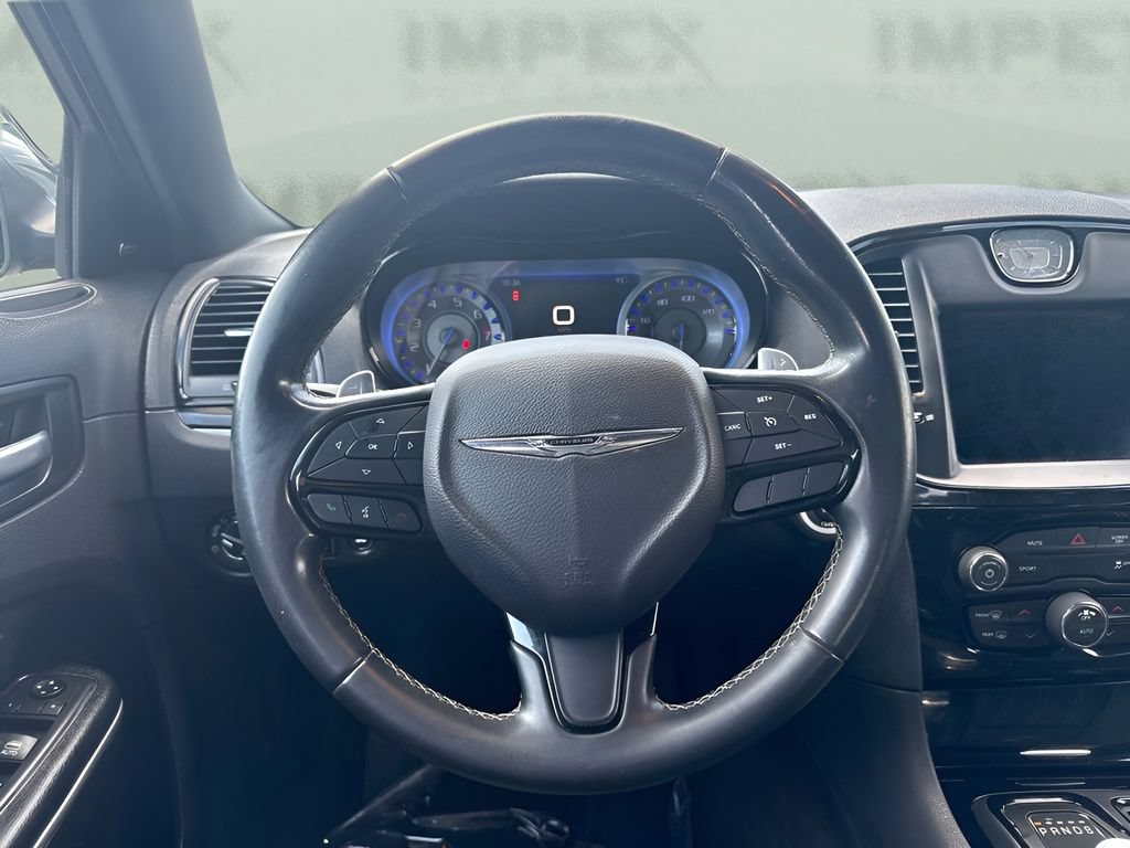 Used 2019 Chrysler 300 S RWD image 8