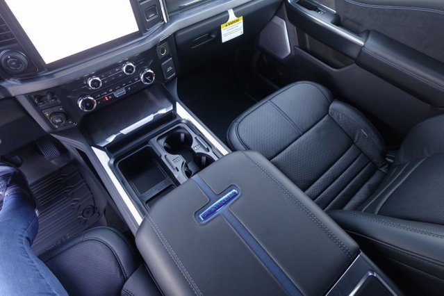 New 2025 Ford F250 Platinum image 13