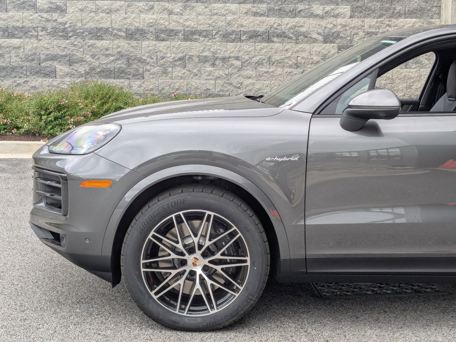 New 2026 Porsche Cayenne E-Hybrid image 11