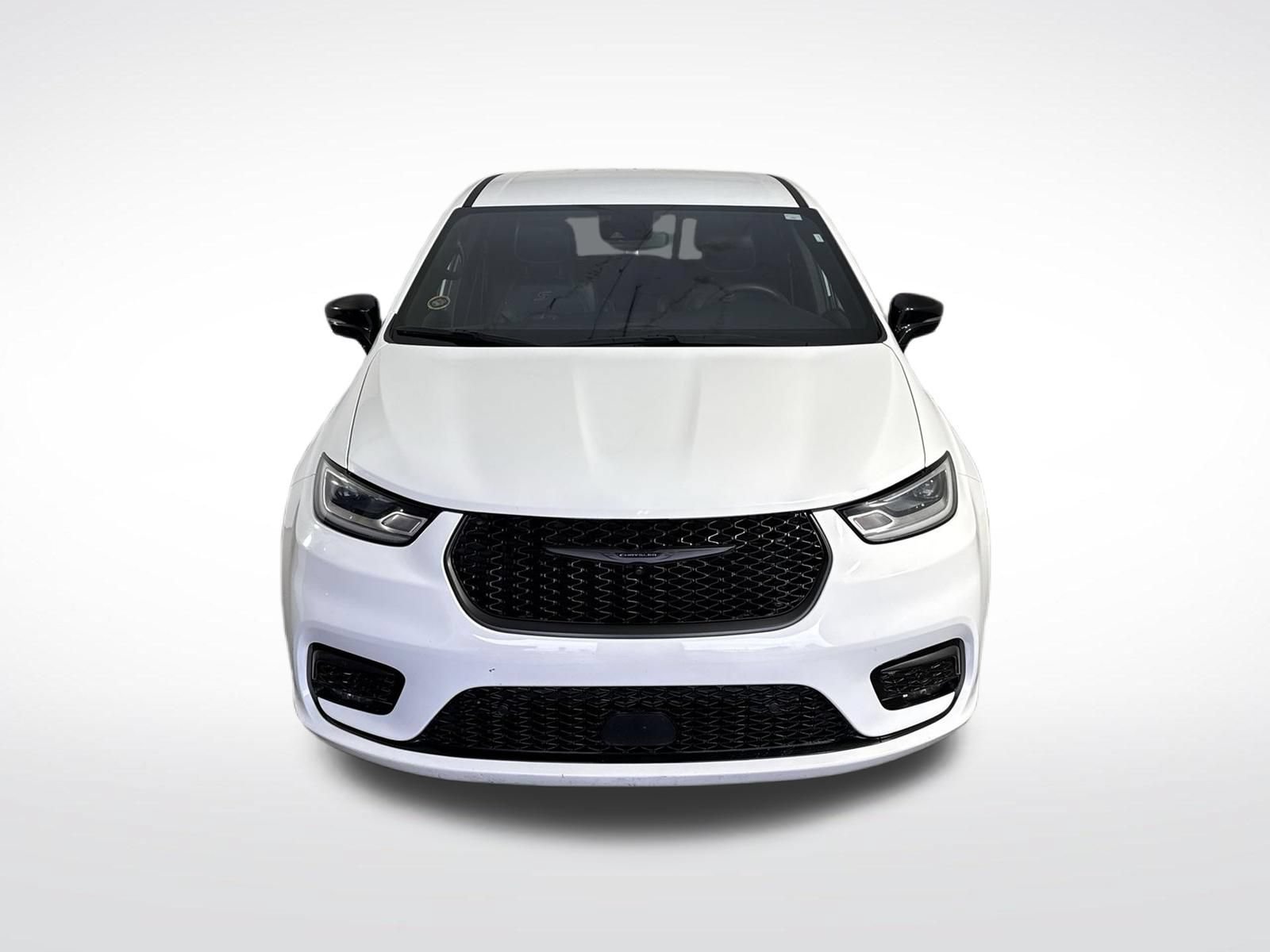Used 2024 Chrysler Pacifica Limited FWD image 25