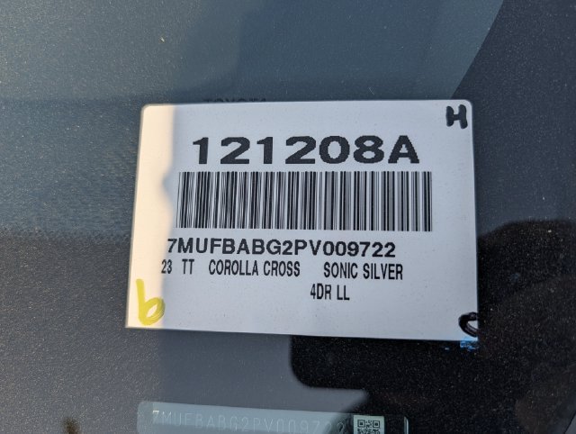 Certified 2023 Toyota Corolla Cross AWD Hybrid w/ Convenience Package image 38