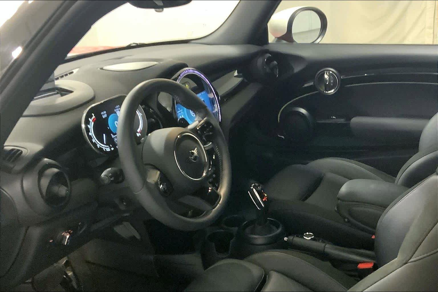 Certified 2024 MINI Cooper S FWD image 7