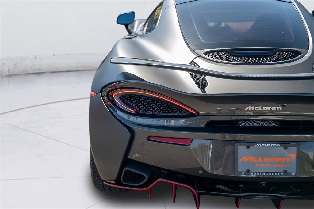 Used 2017 McLaren 570S image 28