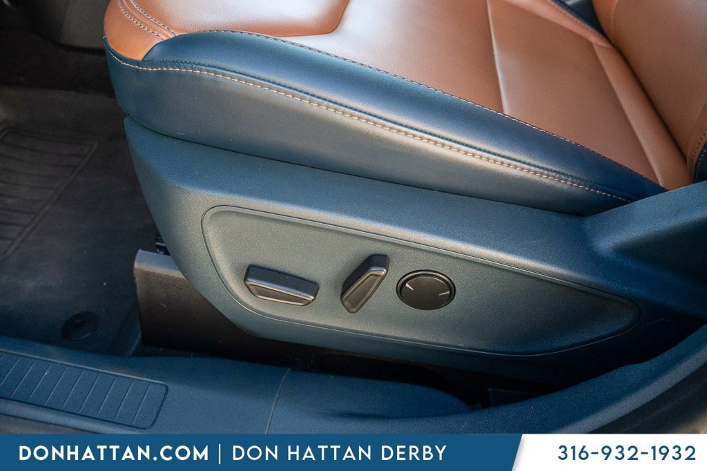 Used 2022 Ford Maverick Lariat w/ Lariat Luxury Package AWD/4WD image 16