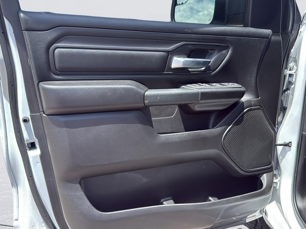 New 2025 RAM 1500 Tradesman w/ Night Edition AWD/4WD image 18