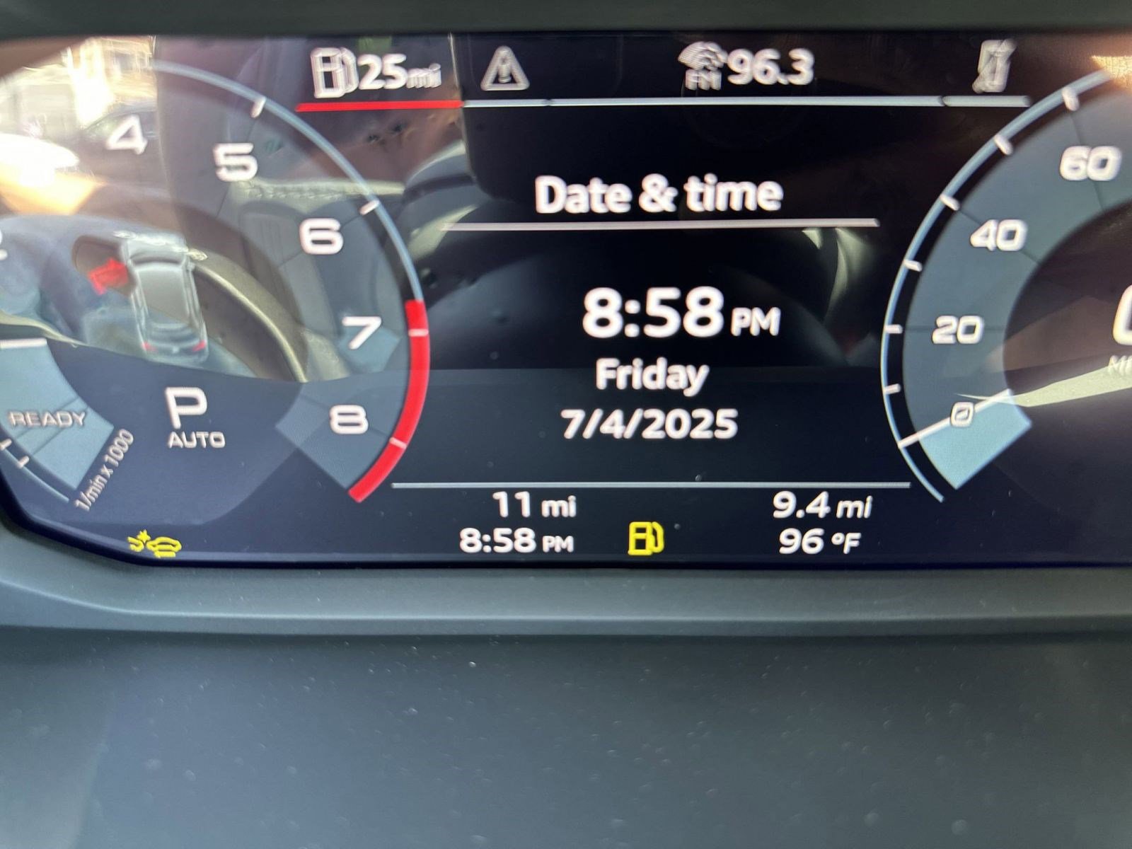 New 2025 Audi Q3 2.0T Premium image 17