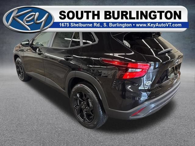 New 2026 Chevrolet Trax LT w/ Driver Confidence Package FWD image 5