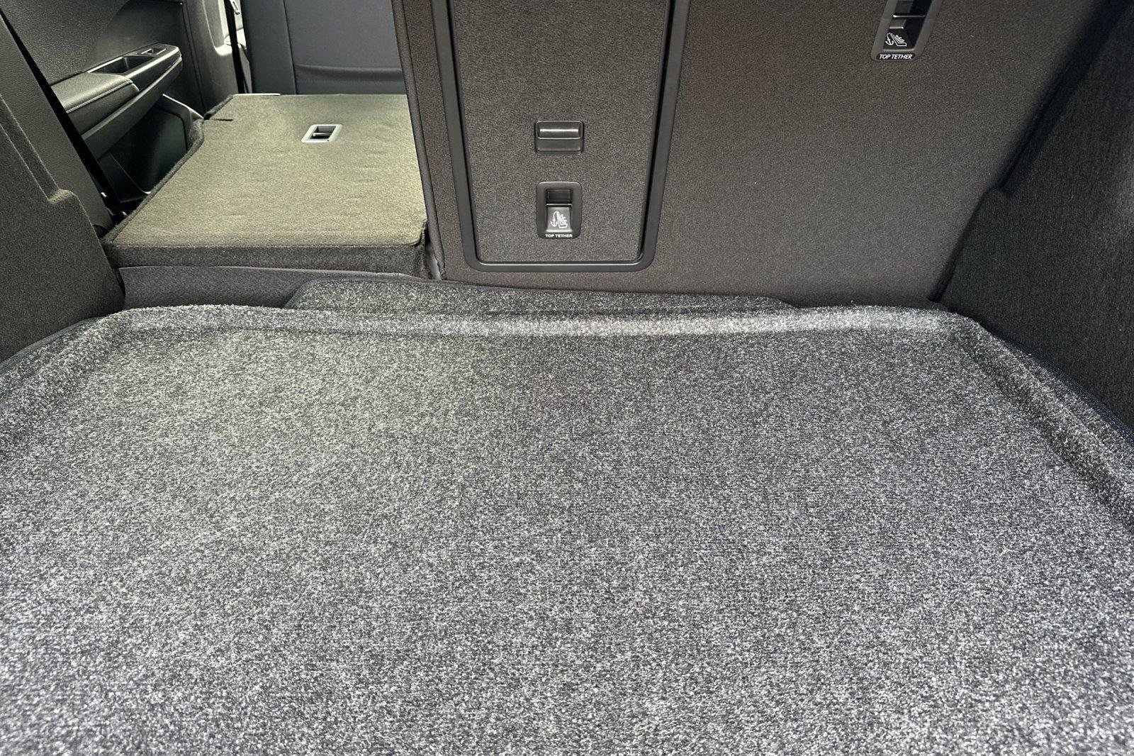 New 2026 Volkswagen Taos SE image 14