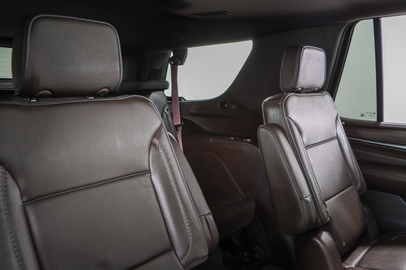 Used 2023 GMC Yukon Denali w/ LPO, Floor Liner Package AWD/4WD image 32