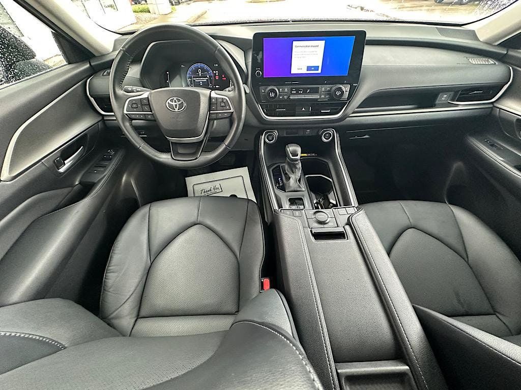 Certified 2024 Toyota Grand Highlander AWD image 18