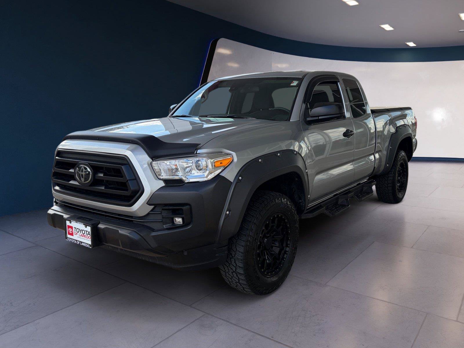 Used 2023 Toyota Tacoma SR RWD image 1