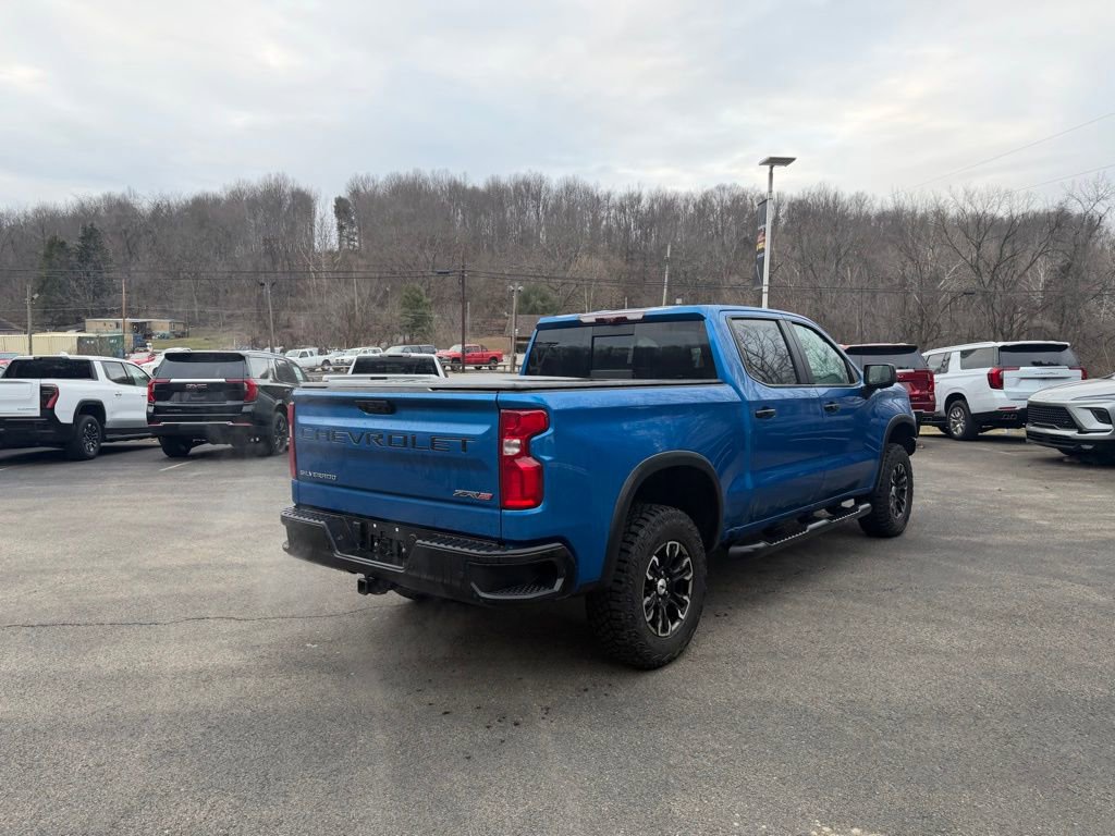 Used 2023 Chevrolet Silverado 1500 ZR2 w/ Technology Package image 3