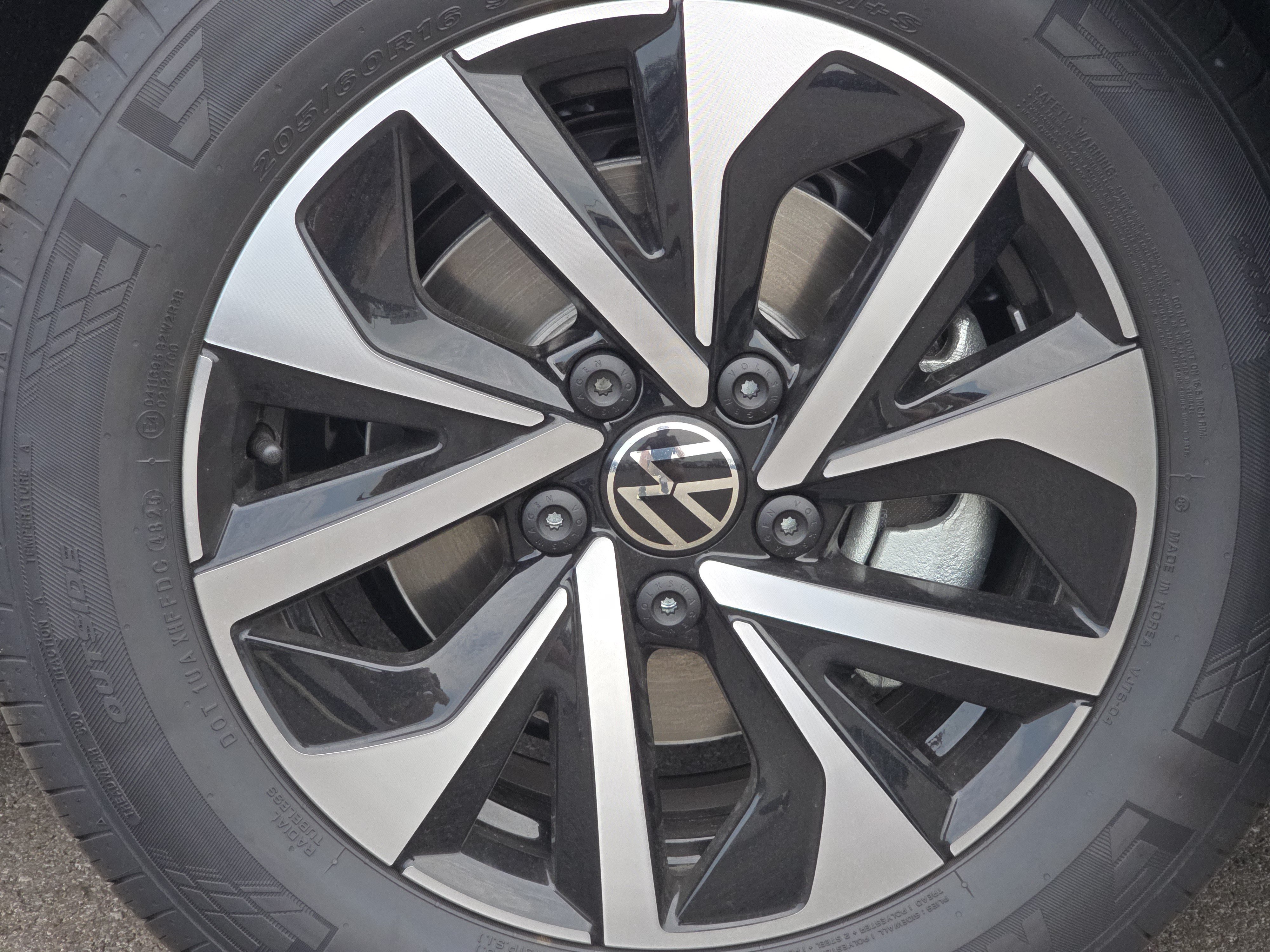 New 2026 Volkswagen Jetta S FWD image 12