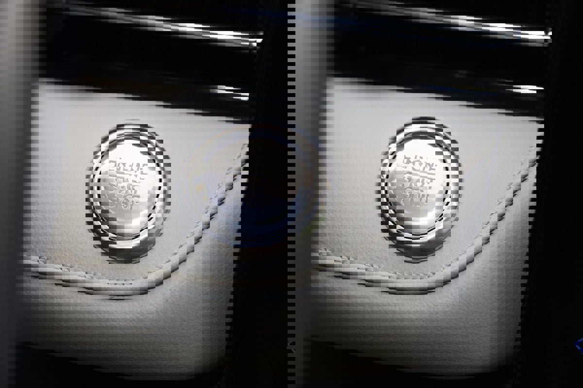 Used 2025 Lincoln Nautilus Reserve AWD/4WD image 37