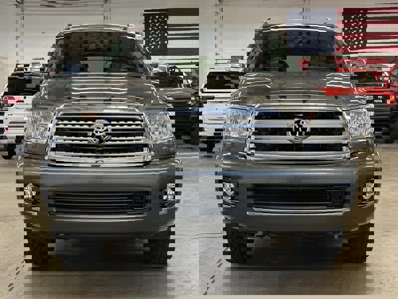 Used 2014 Toyota Sequoia Platinum image 7