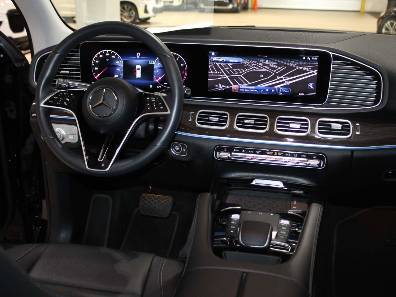 Used 2024 Mercedes-Benz GLE 350 GLE 350 4MATIC image 17