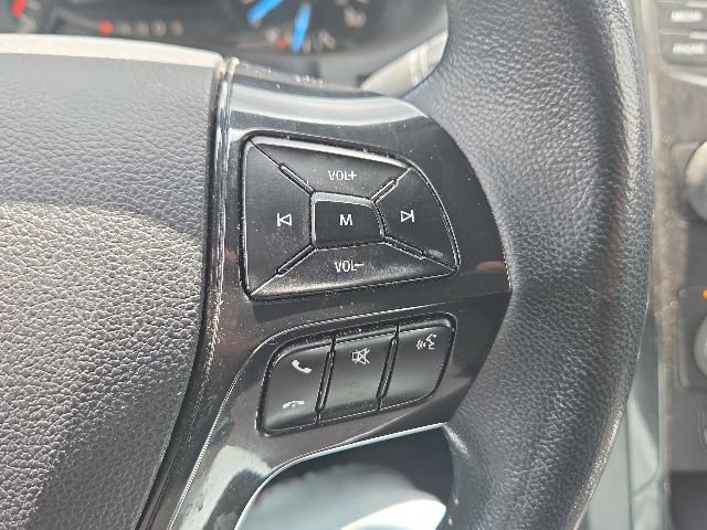 Used 2019 Ford Explorer XLT AWD/4WD image 38