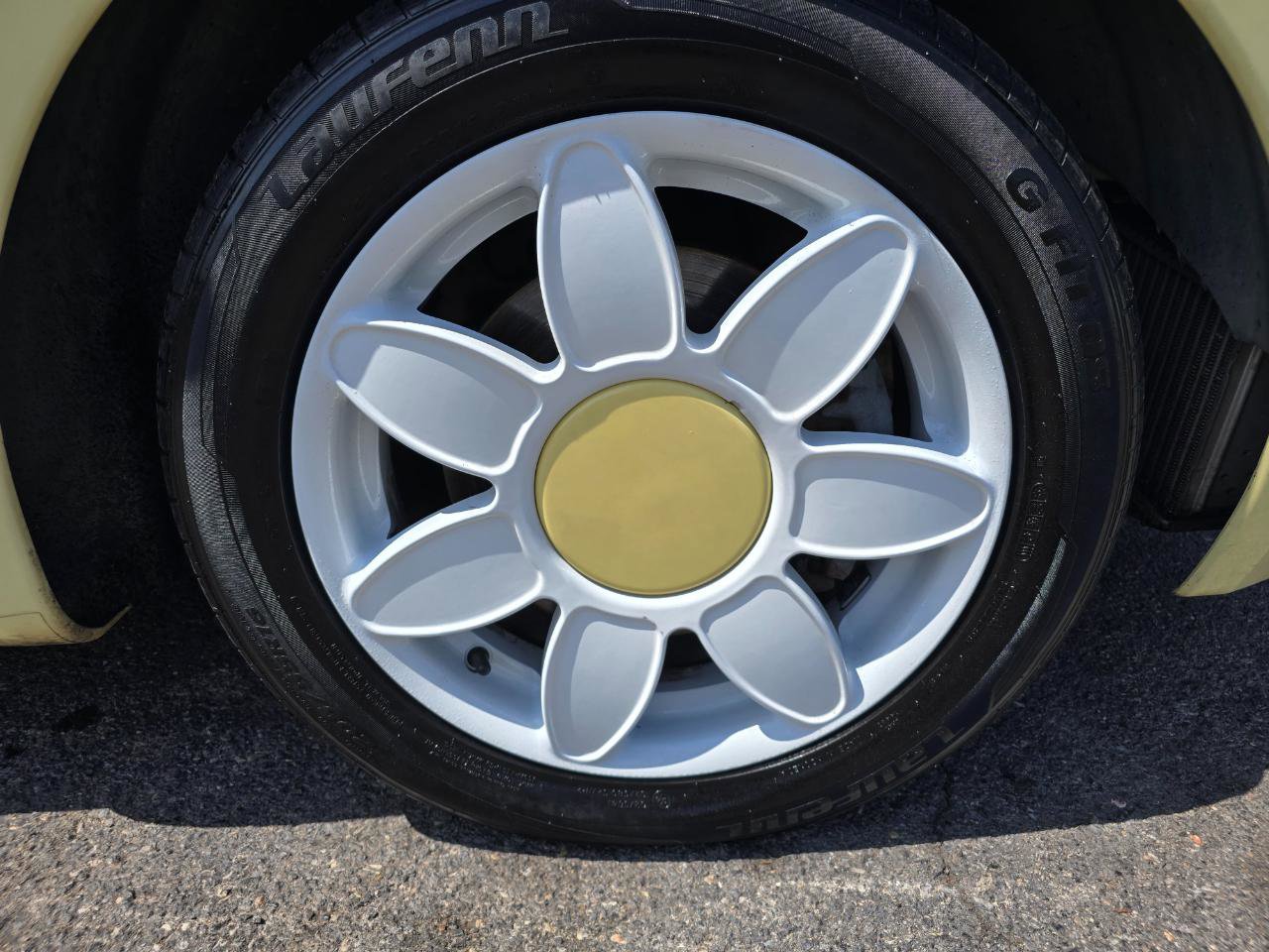 Used 2004 Volkswagen Beetle GLS image 23