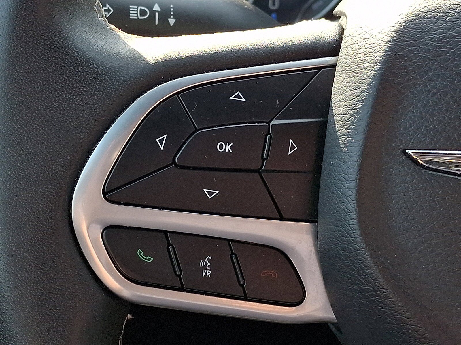 Used 2025 Chrysler Pacifica Select FWD image 22