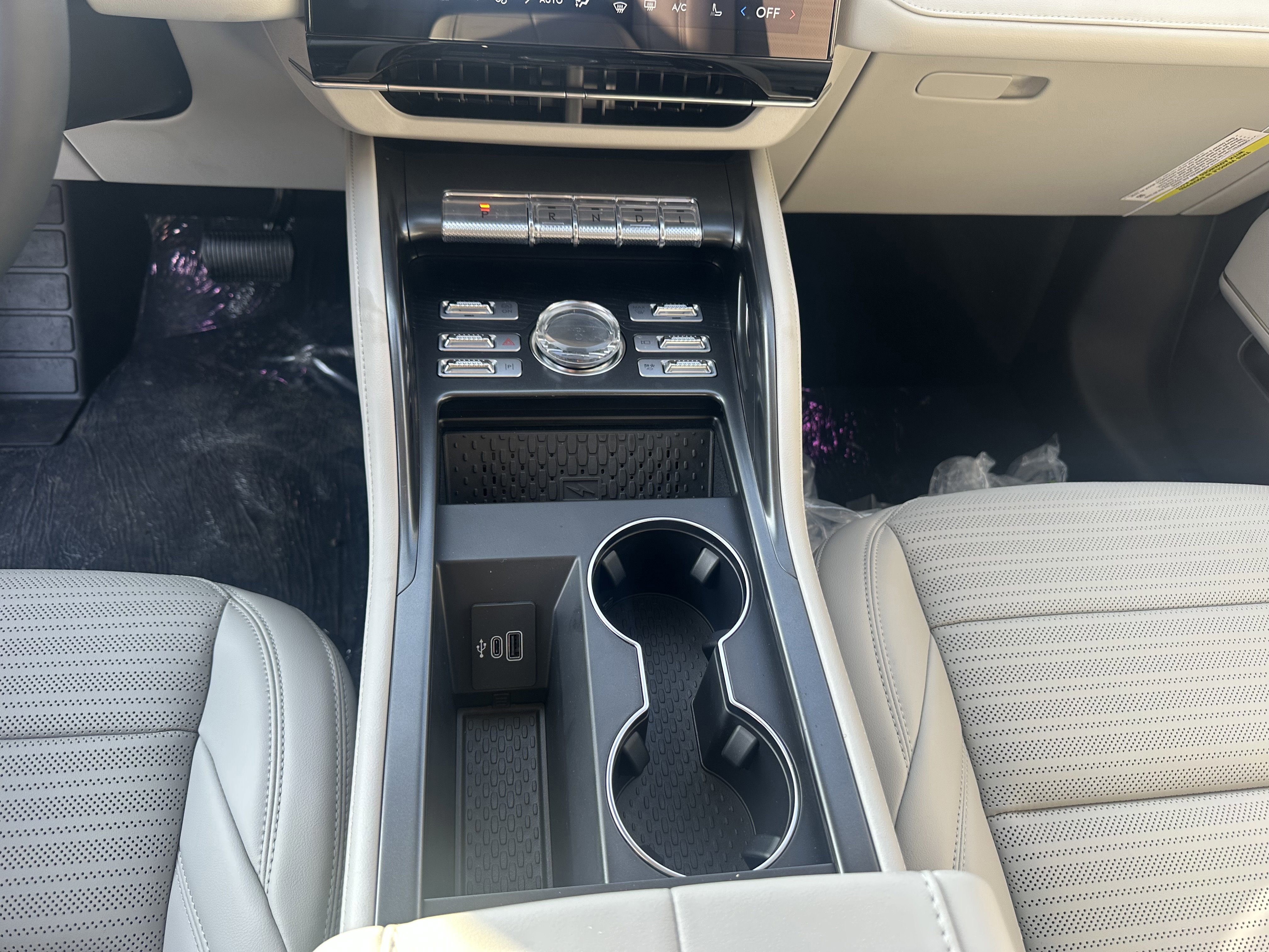 New 2026 Lincoln Nautilus Reserve image 16