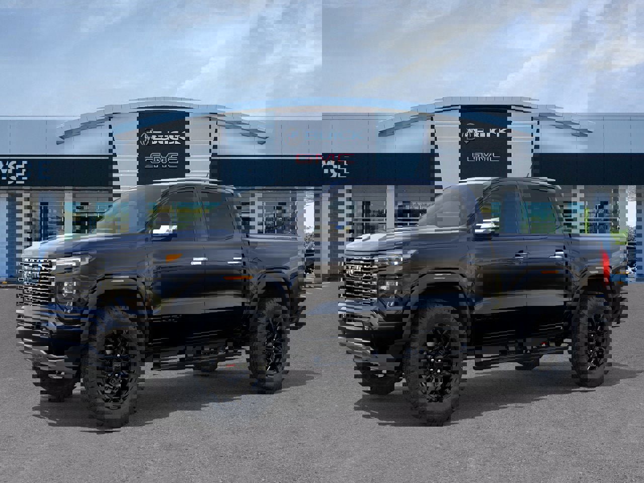 New 2026 GMC Canyon Denali w/ LPO, Denali Black Edition image 2