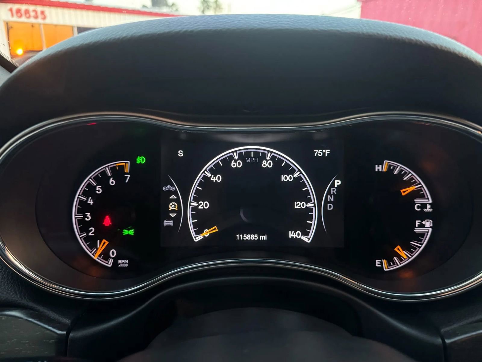 Used 2018 Jeep Grand Cherokee Altitude image 24