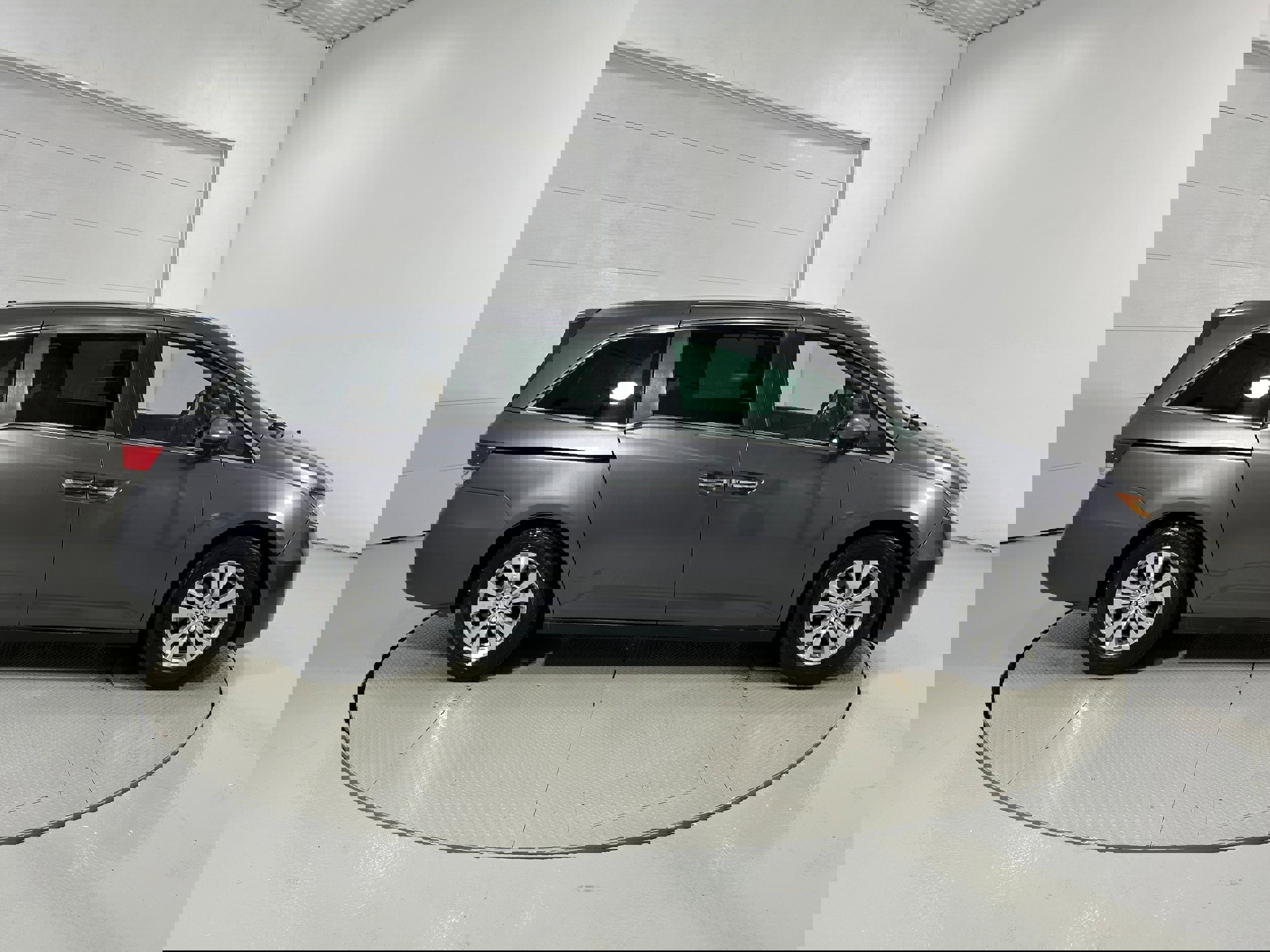 Used 2015 Honda Odyssey EX-L image 34