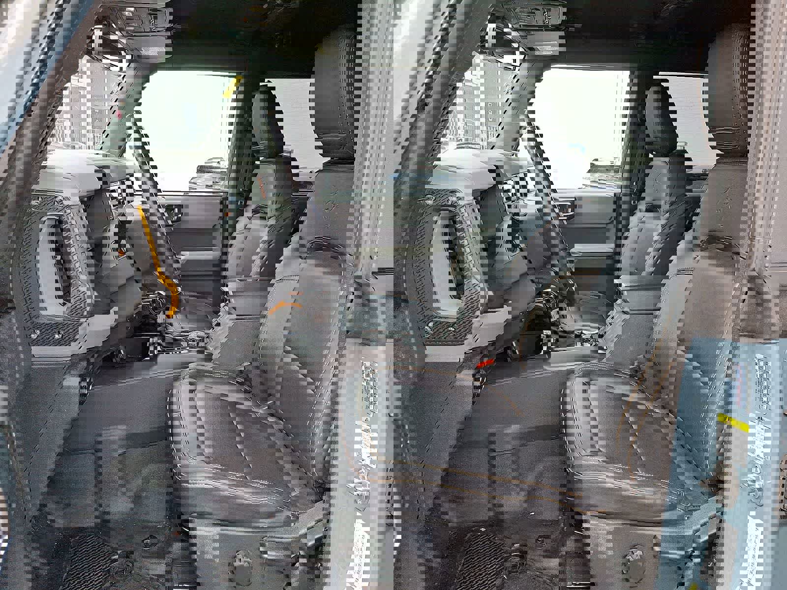 Used 2023 Ford Bronco Badlands image 25